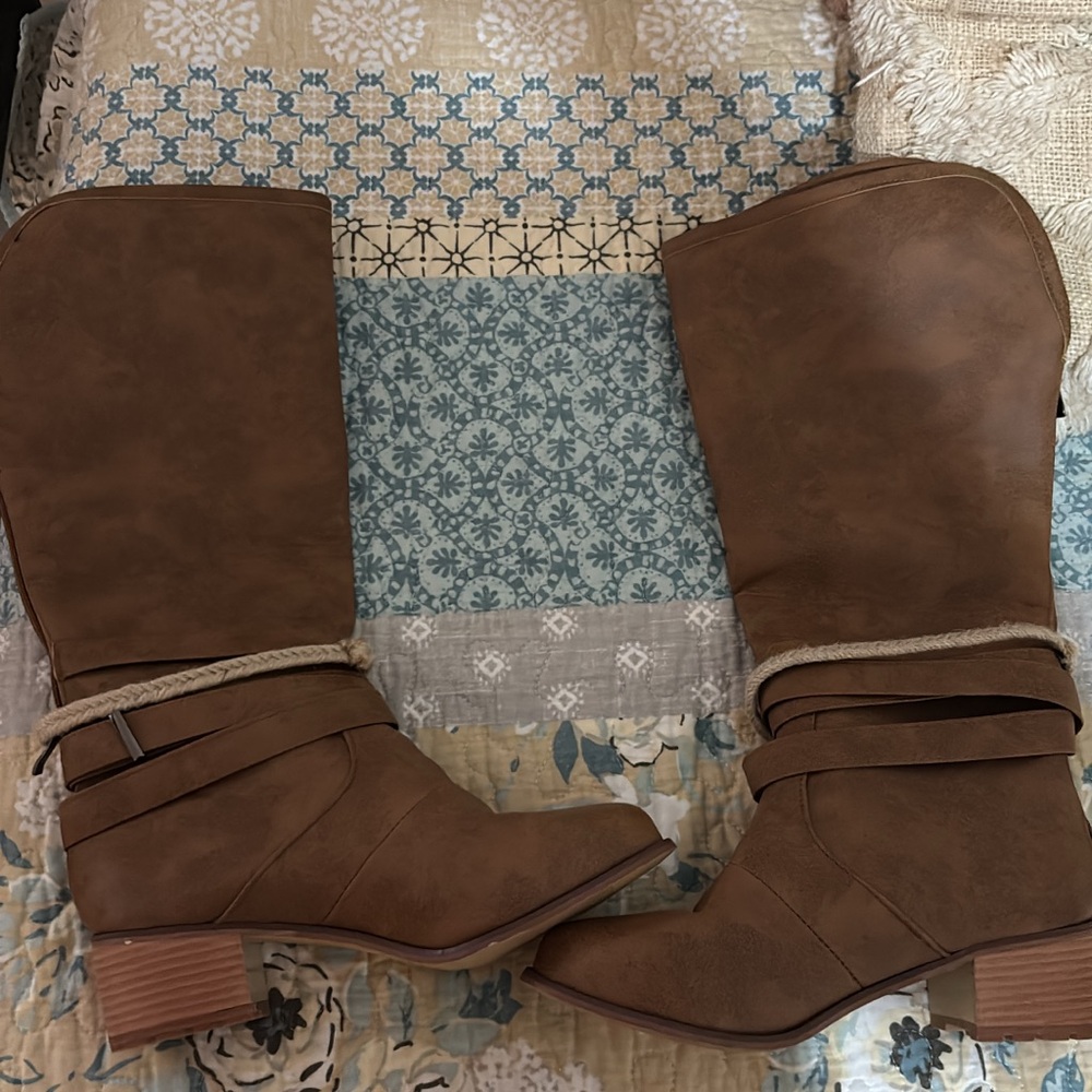 Women's Brown Knee-High Boots
